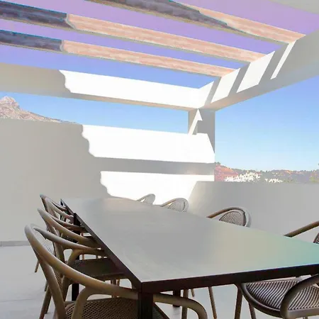 Modernos Cerca De Puerto Banus Marbella