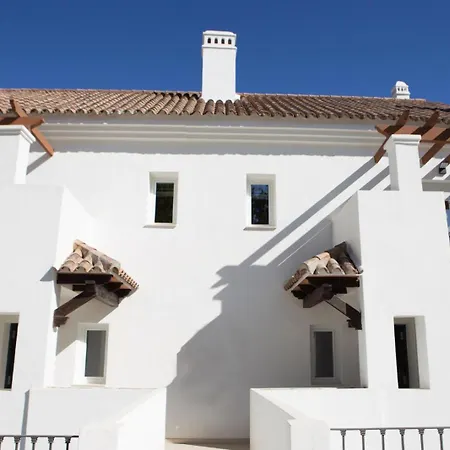 Modernos Cerca De Puerto Banus