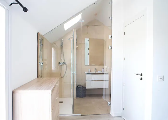 Modernos Cerca De Puerto Banus アパート