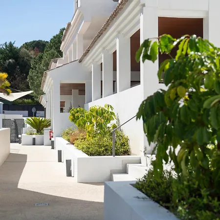 Modernos Cerca De Puerto Banus Apartment